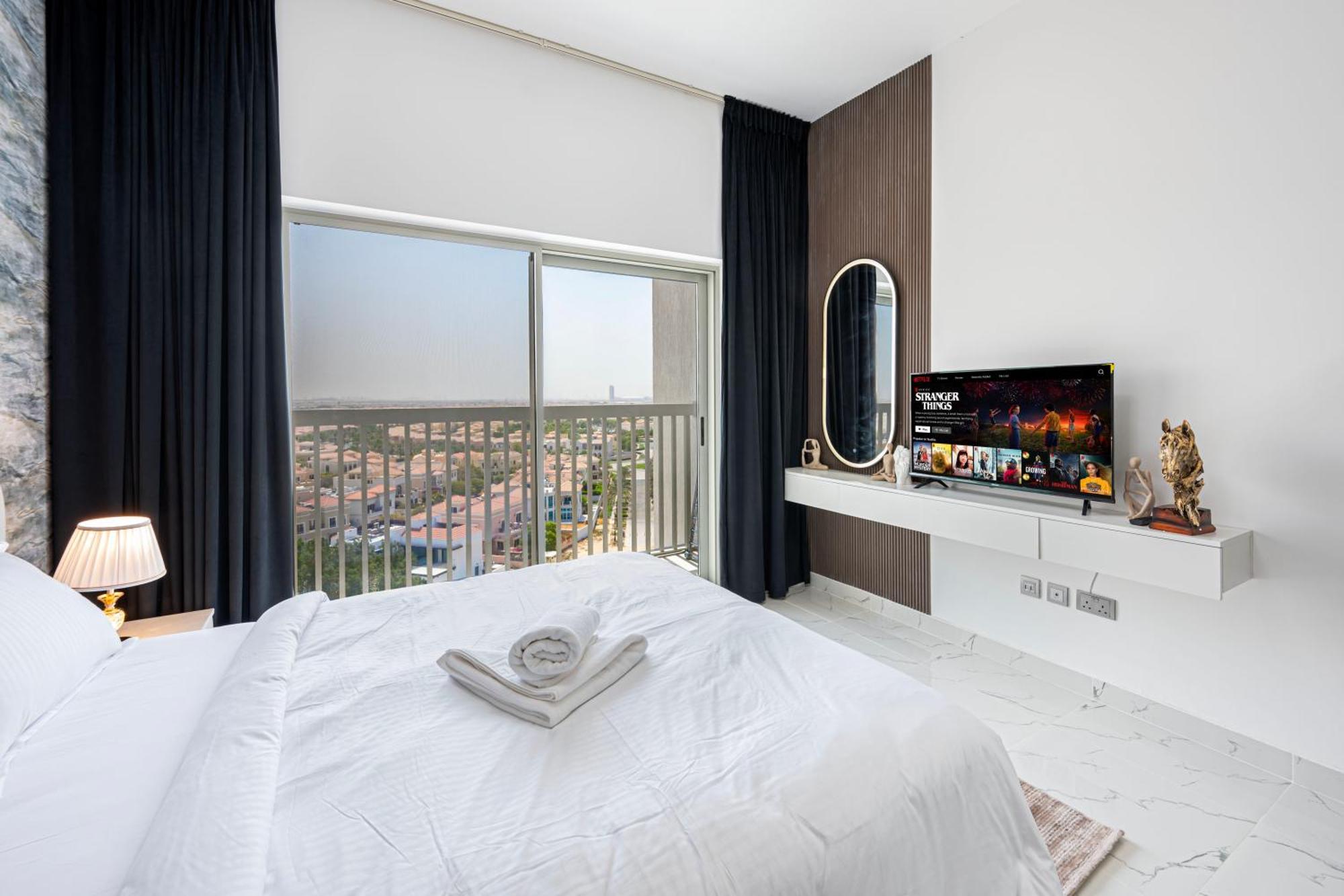 Apartment Sleek & Spacious In Dubailand *